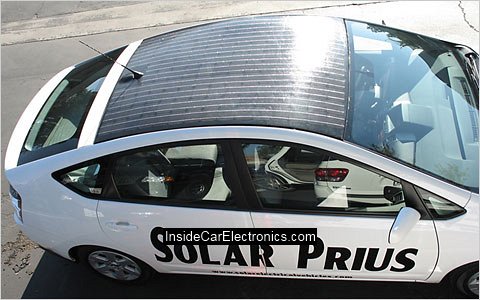 solnechnie_batarei_moshchnostyu_165_vatt_na_krishe_gibrida_toyota_prius.jpg