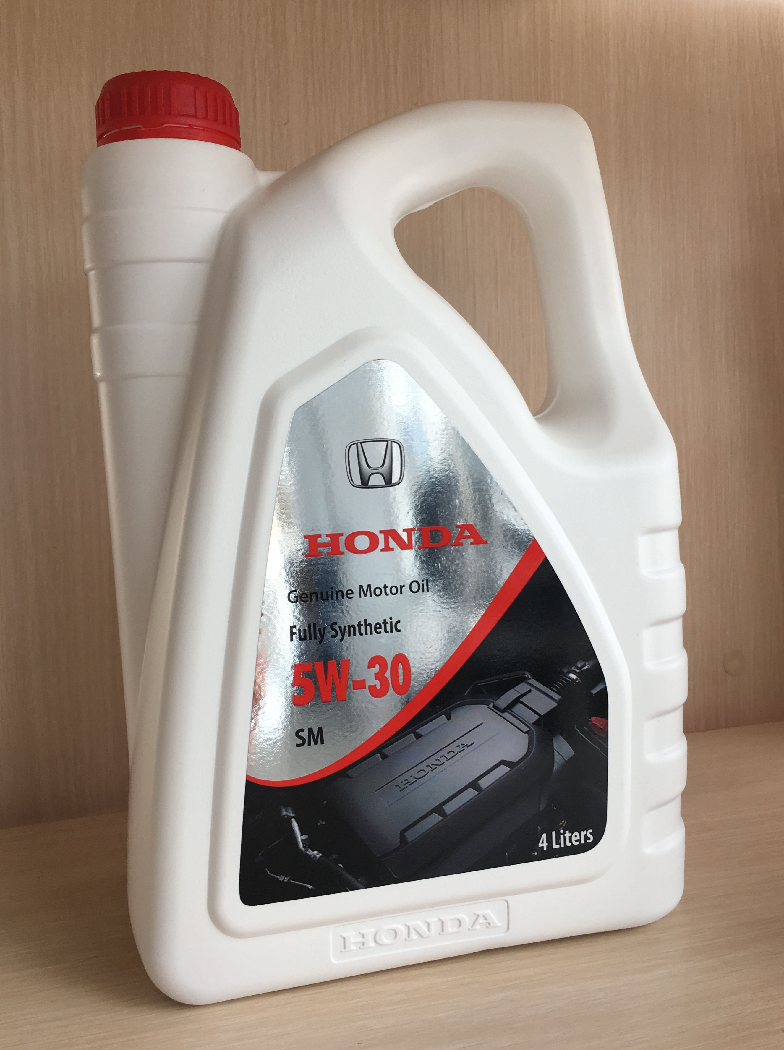 Honda_Engine_oil_5W30___4_L.jpg