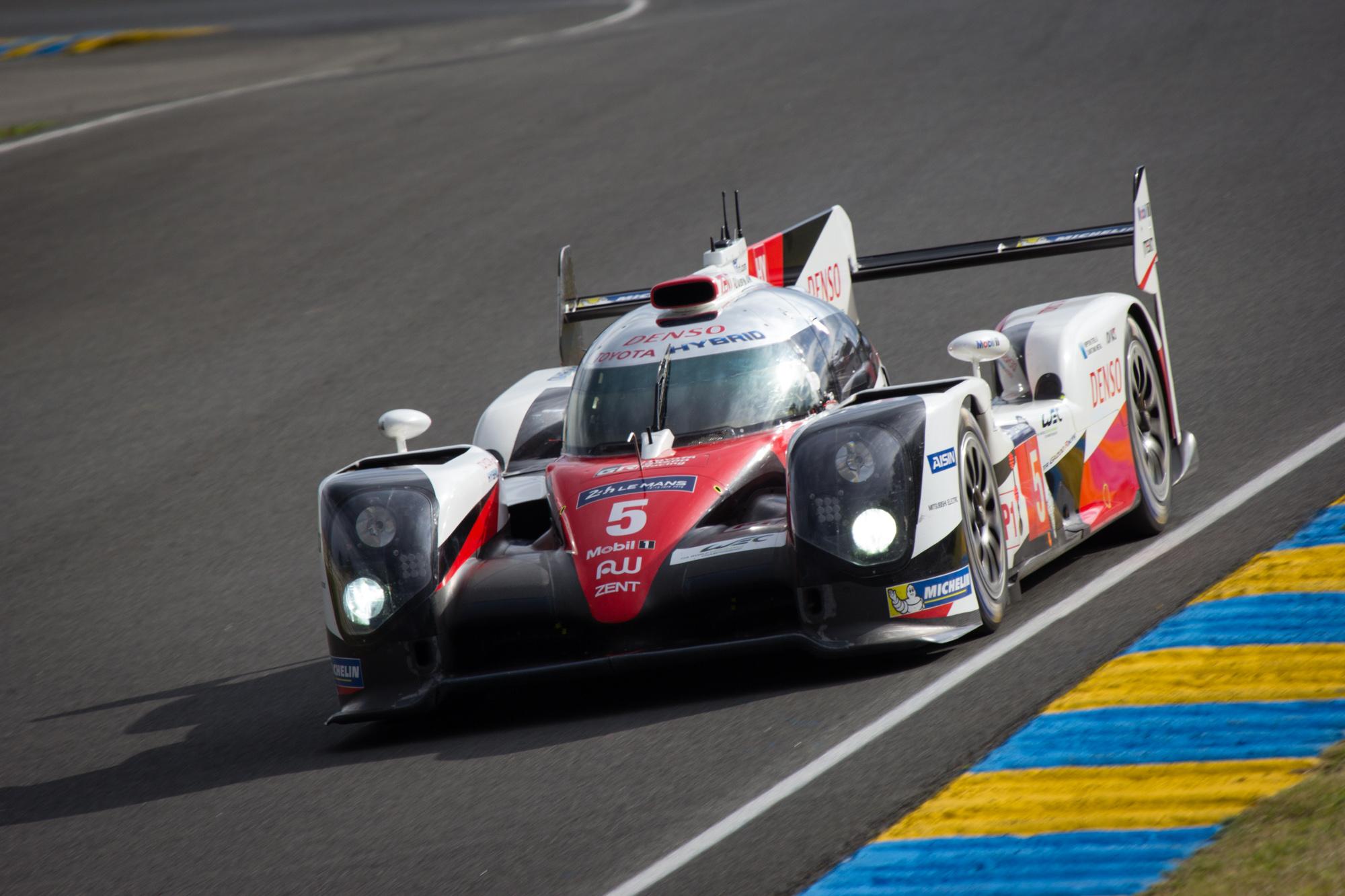 TOYOTA_GAZOO_Racing___Toyota_TS050_Hybrid__5__27726936021_.jpg