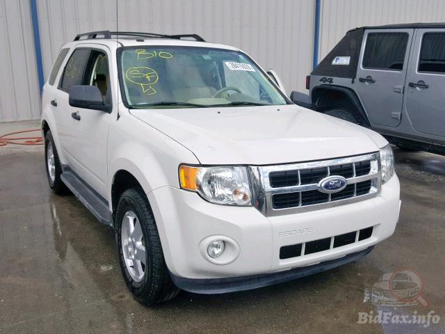 ford_escape_xlt_2011_1fmcu0d74bka04466_img1.jpg