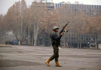 Georgian_20Soldier_20in_20Tbilisi_20During_20Civil_20War.jpg