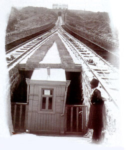 Standseilbahn_Tiflis_1905.jpg