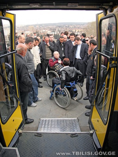 img1.jpg