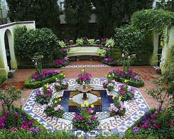 mavritan_garden.jpg