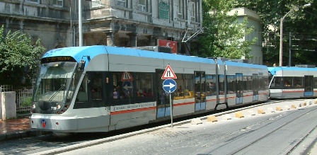 Istanbul_tram_RB1.jpg