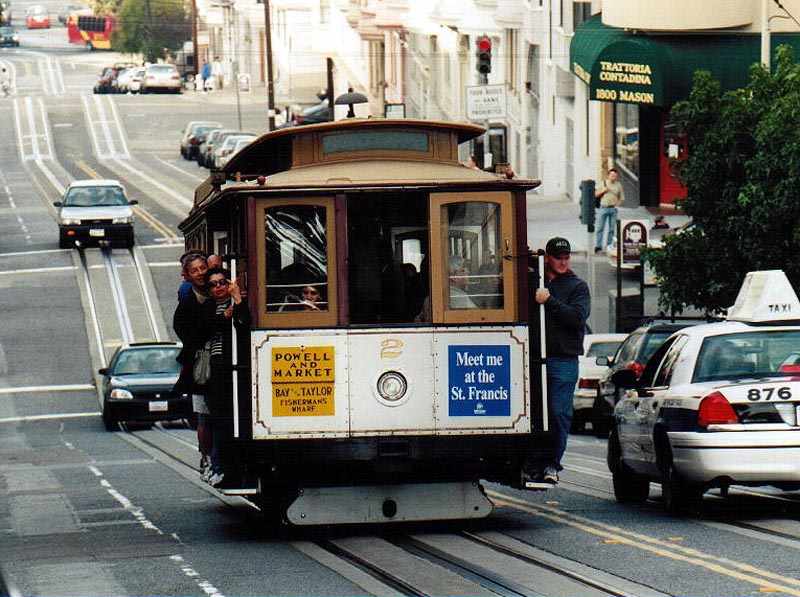 tram.jpg