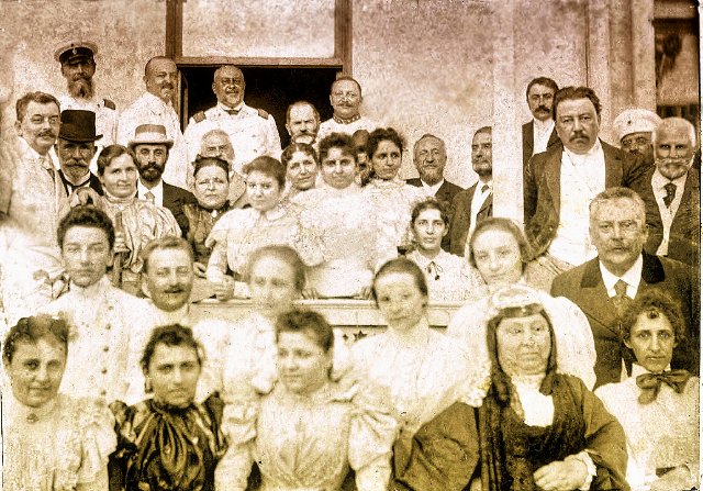 Theat_Amateurs_1897_11_7_edited1.jpg