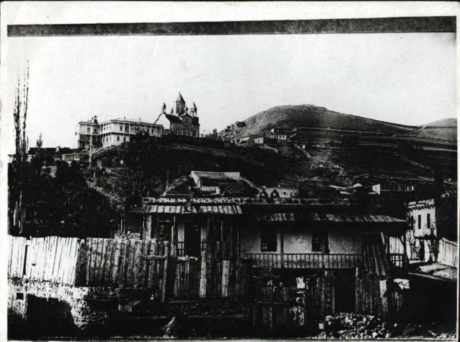 03.jpg