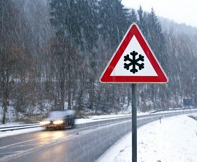 snow_street_sign.jpg