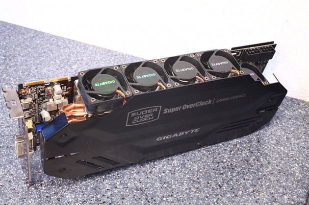 Gigabyte_HD_7970_Super_Overclock_cooling_fans.jpg