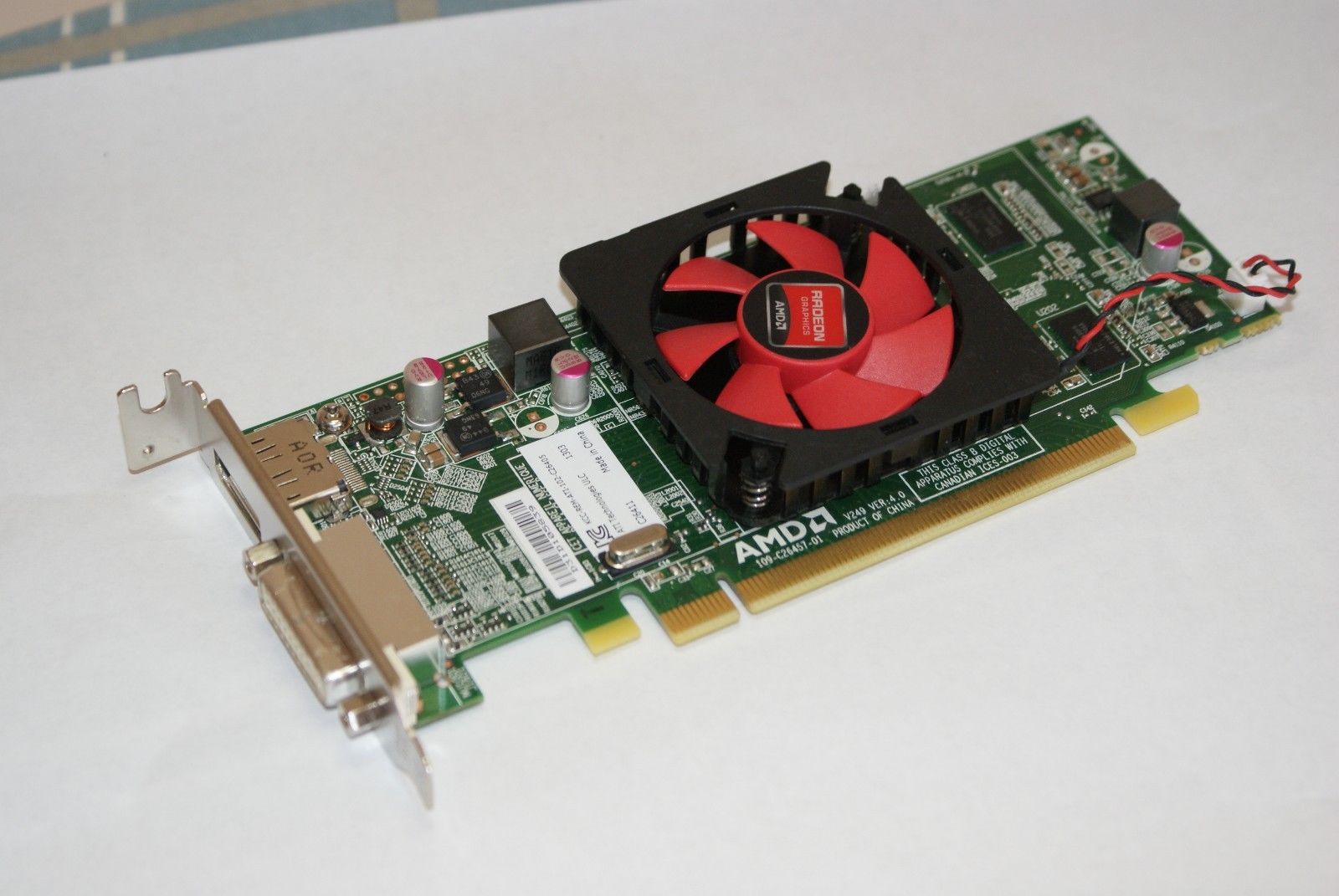 Used video card. AMD Radeon HD 8490 1gb. AMD Radeon HD 7470 1gb. POWERCOLOR Radeon HD 7750 1gb. AMD 8490 1gb видеокарта.
