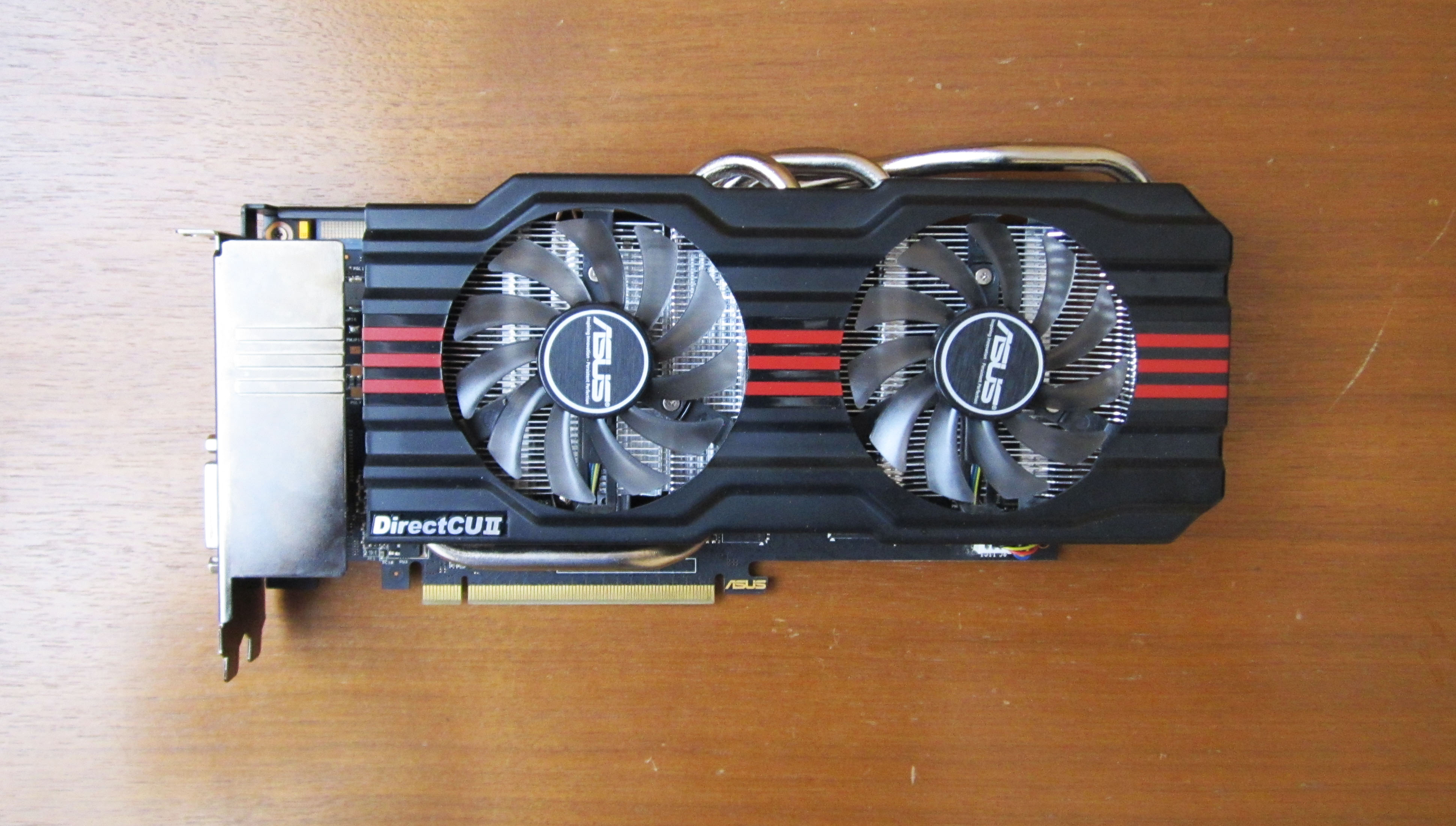 Asus_GTX_660_Ti_1.jpg