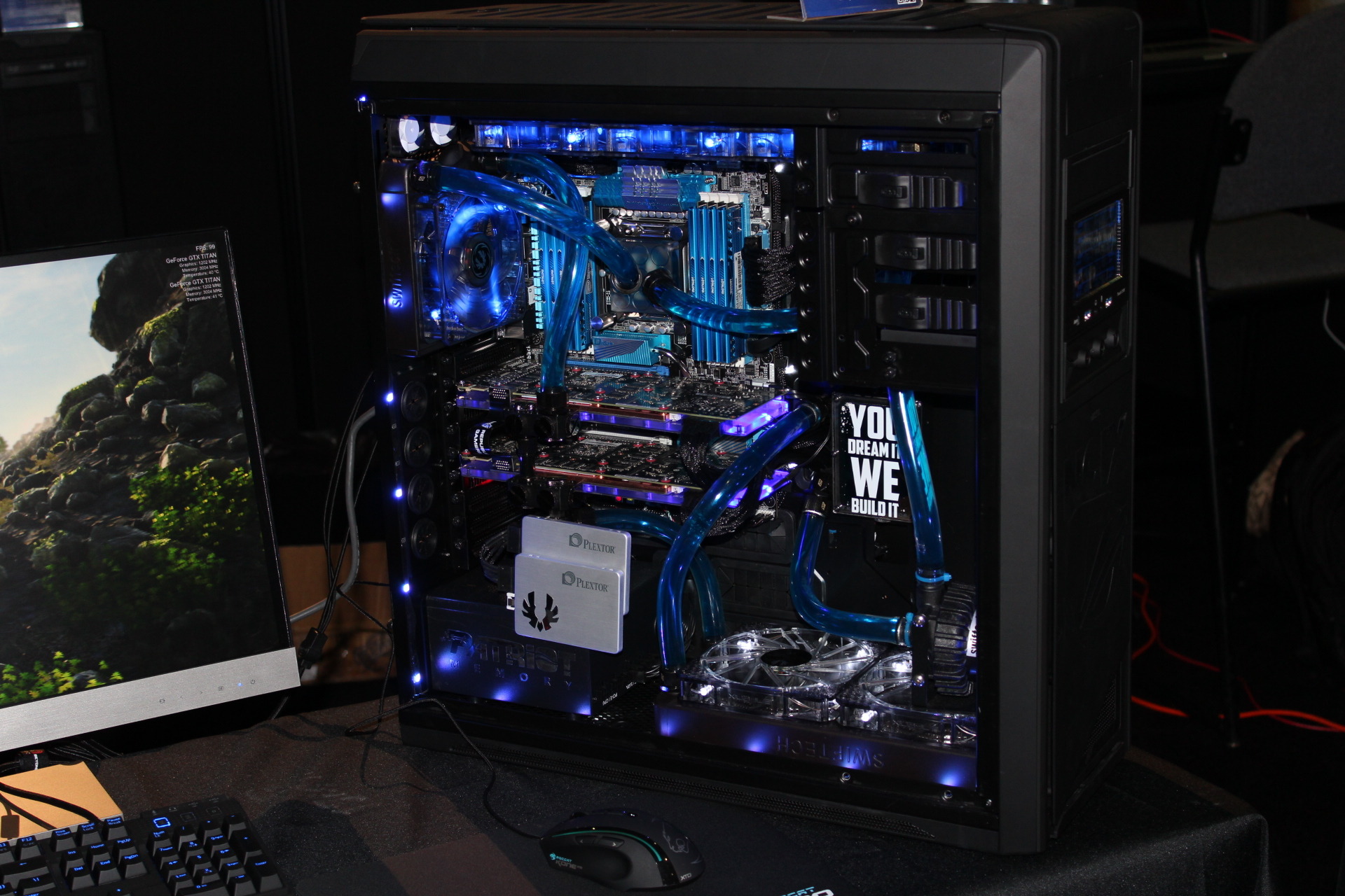 e3_2013_pc_gaming_slideshow_11_plextor_rig_100041972_orig.jpg
