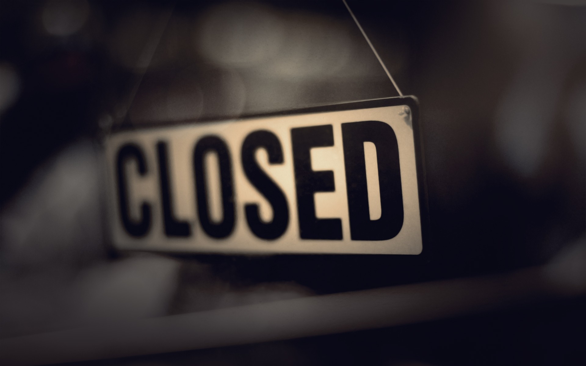 closed11.jpg