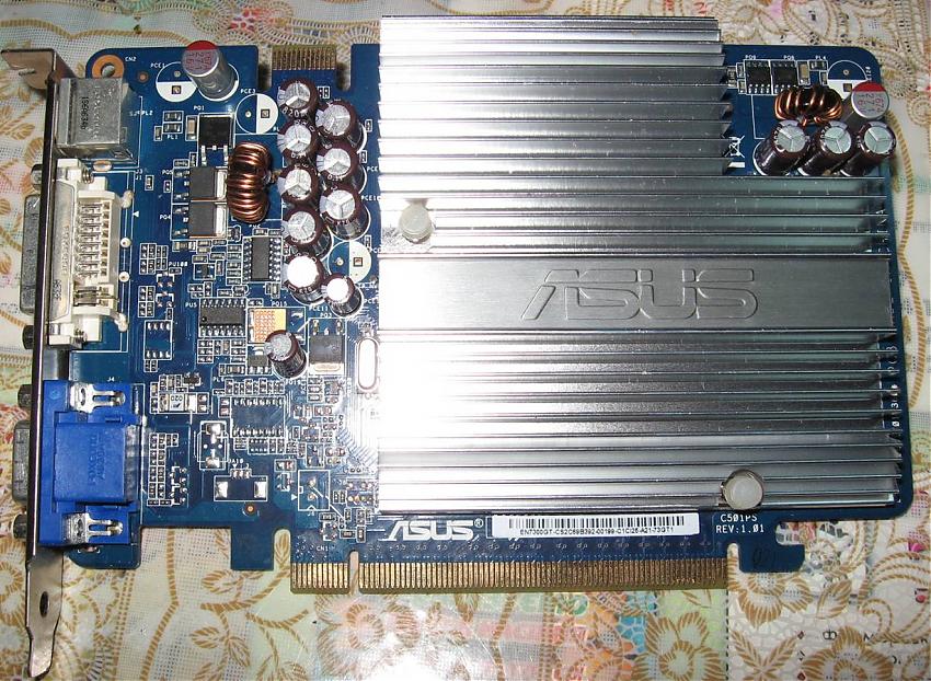 _____________________Asus_EN7300GT___1.jpg