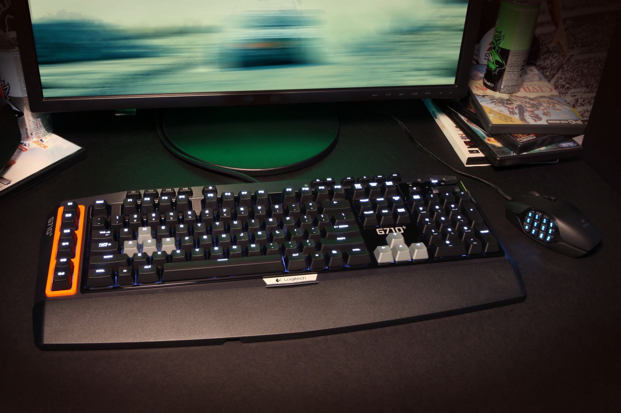 gaming_setup_g710.jpg