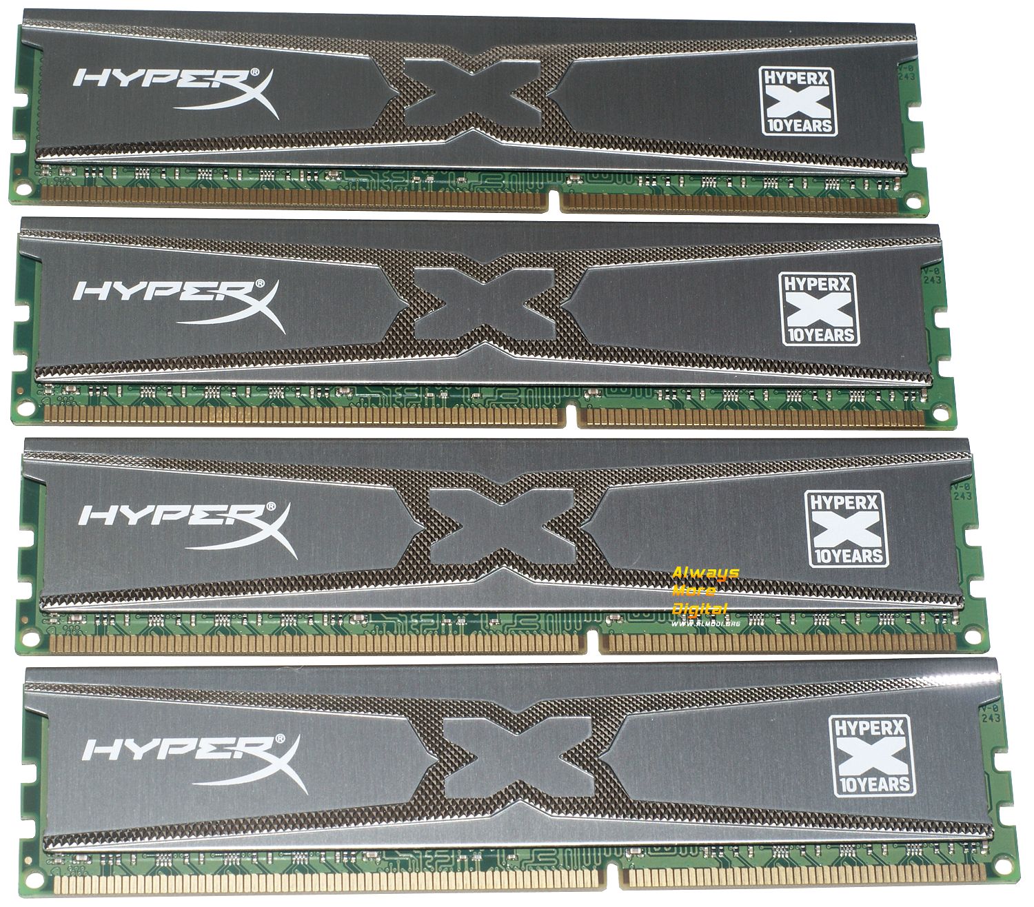 kingston_hyperx_khx24c11x3k4_16x_06.jpg