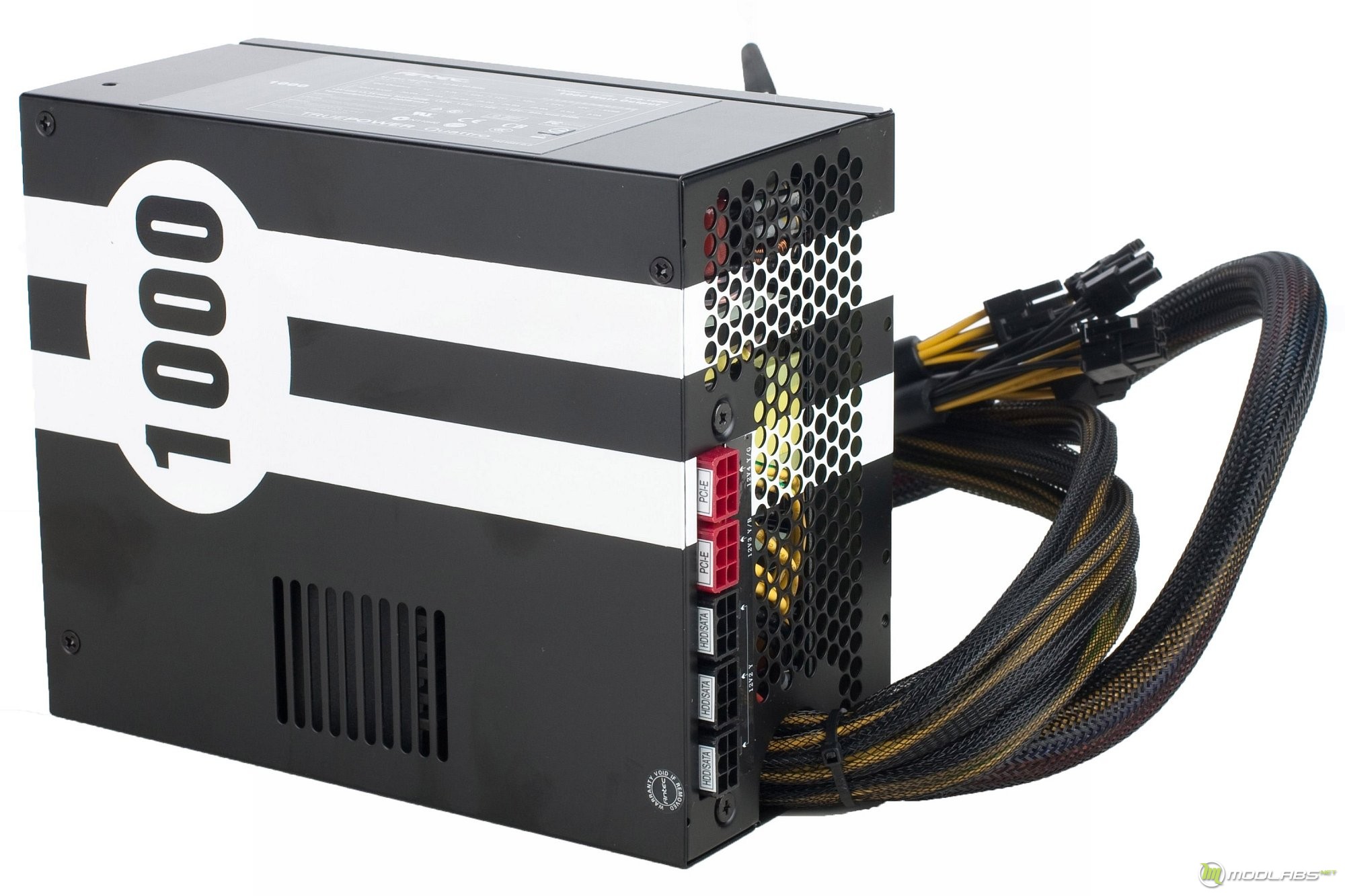 antec_tpq1000_case_fr.jpg