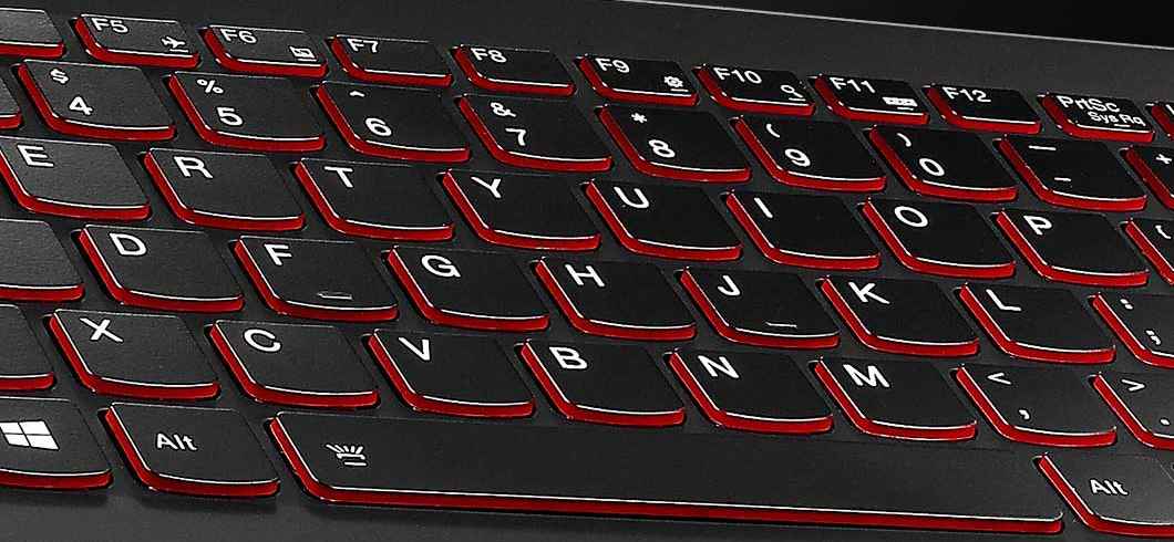 1423573001_lenovo_laptop_y50_keyboard_closeup_4.jpg