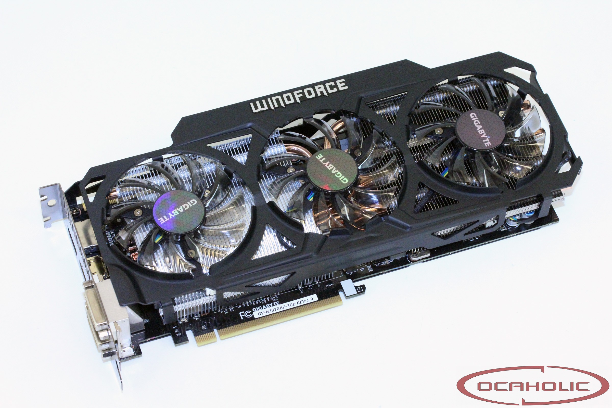 GigabyteGeForceGTX780TiGHz_03.jpg