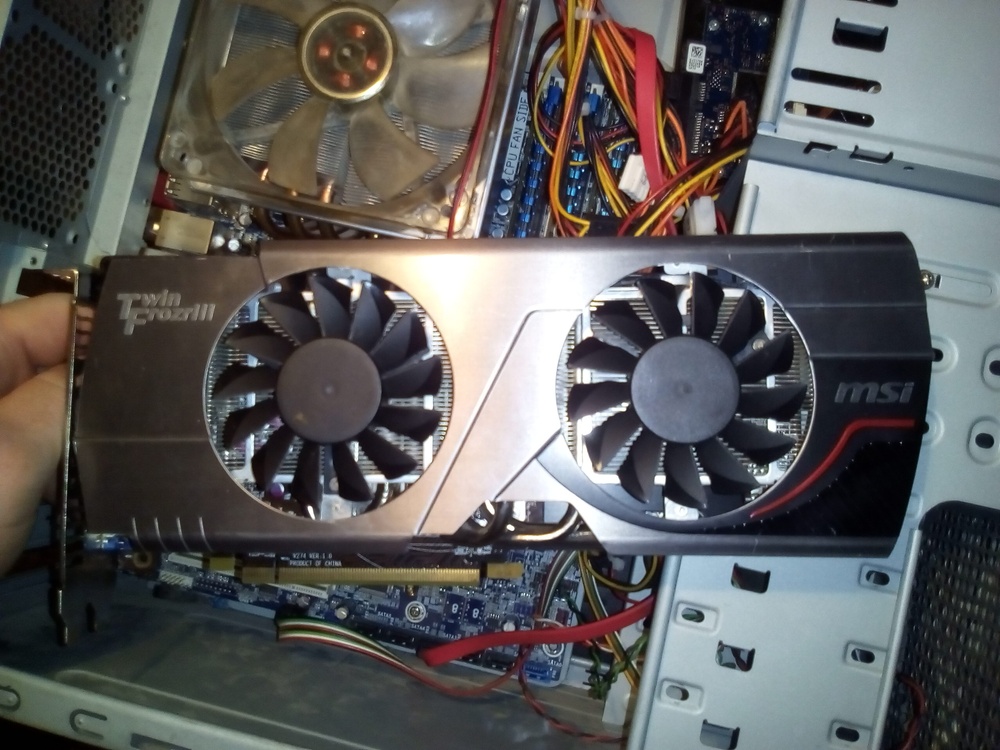 cebef353c243.jpg