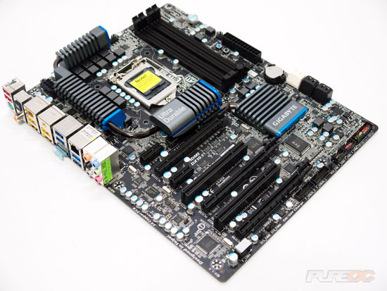 gigabyte_z68xpud5_3.jpg