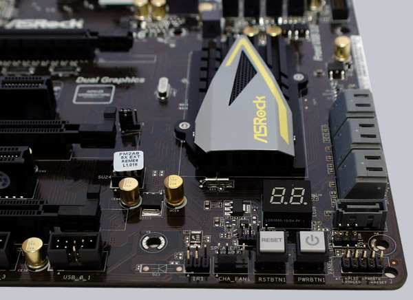 asrock_fm2a85x_extreme6_4.jpg