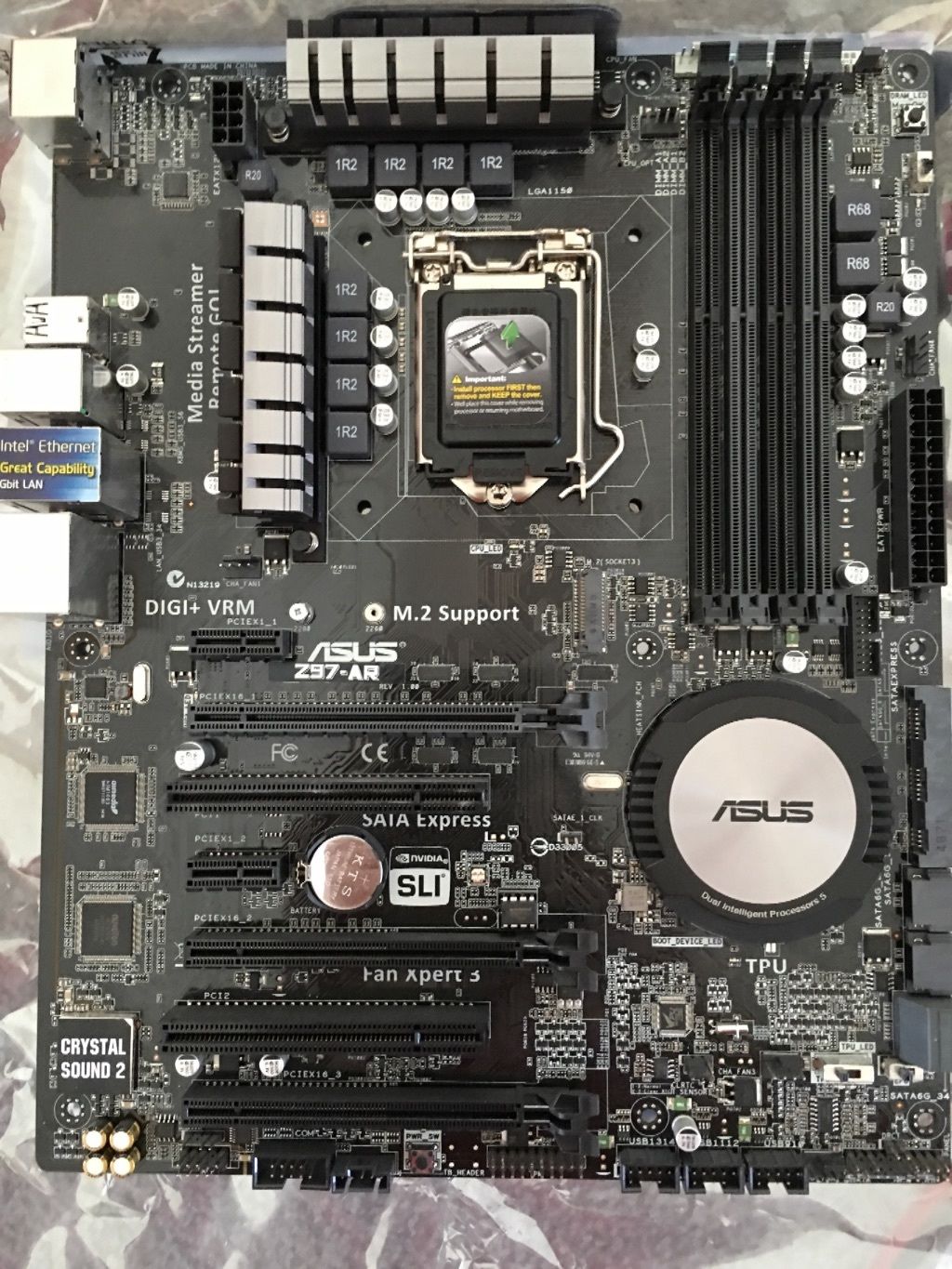 Asus_Z97_AR_______.jpg