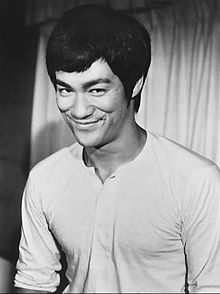 220px_Bruce_Lee_1973.jpg