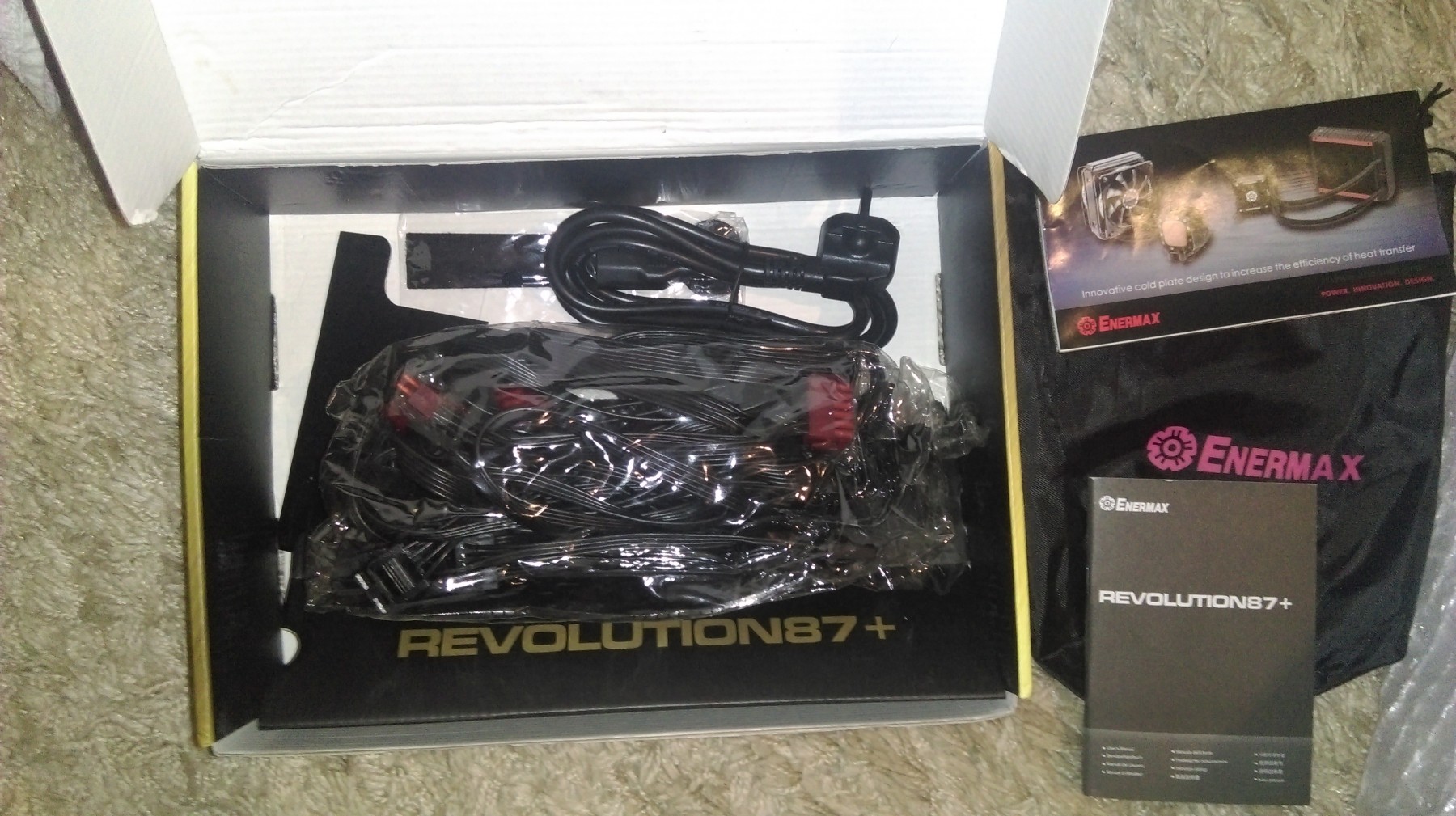 originalslika_Enermax_Revolution_87_850W_Hybrid_Modular_Power_Supply_92814629.jpg