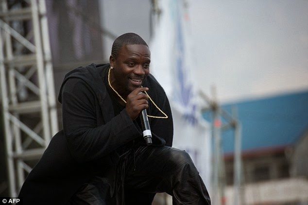 Akon_in_Congo_2.jpg