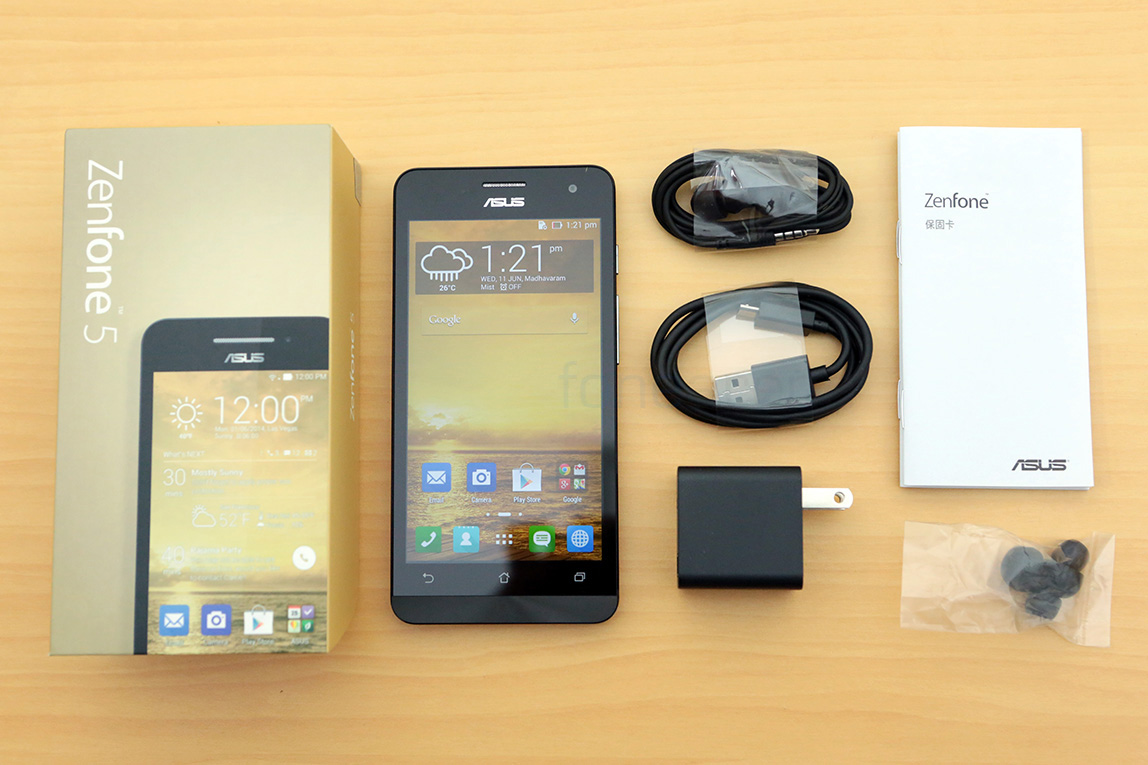asus_zenfone_5_unboxing_2.jpg