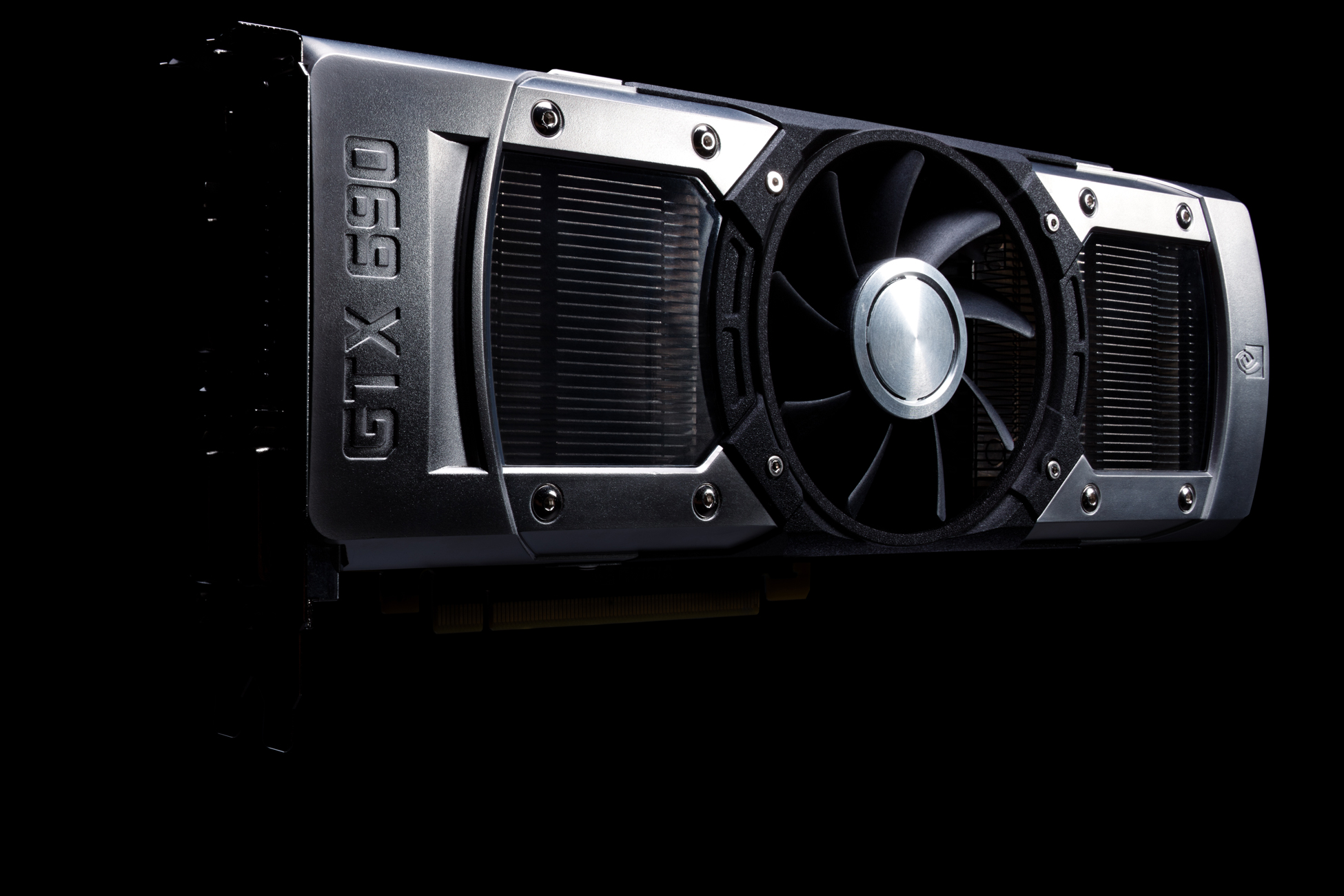 GeForce_GTX_690_image05.jpg