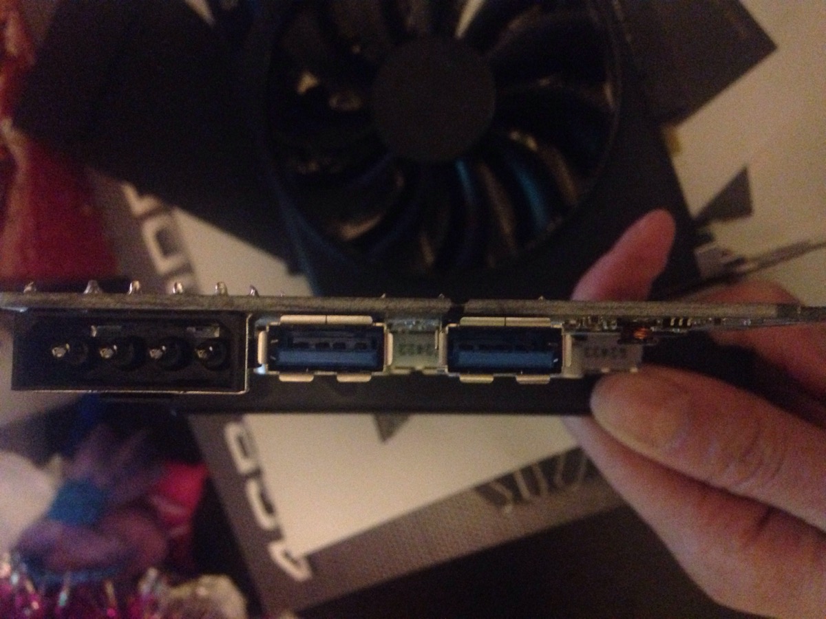 7777_.jpg
