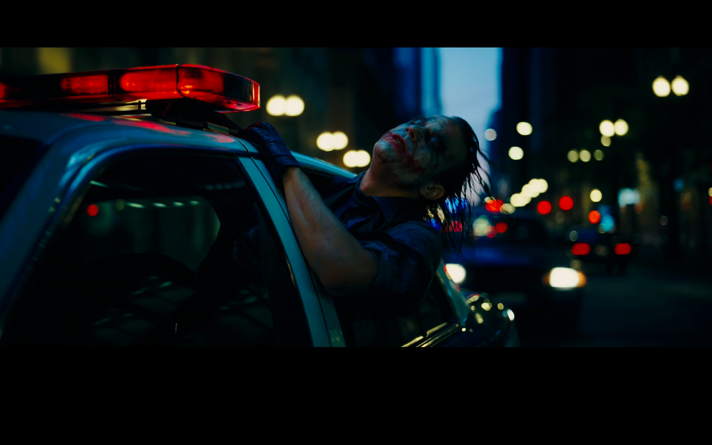 Wallpapersxl_Joker_Police_Car_Tv_The_Batman_Dark_Knight_572187_1440x900.jpg