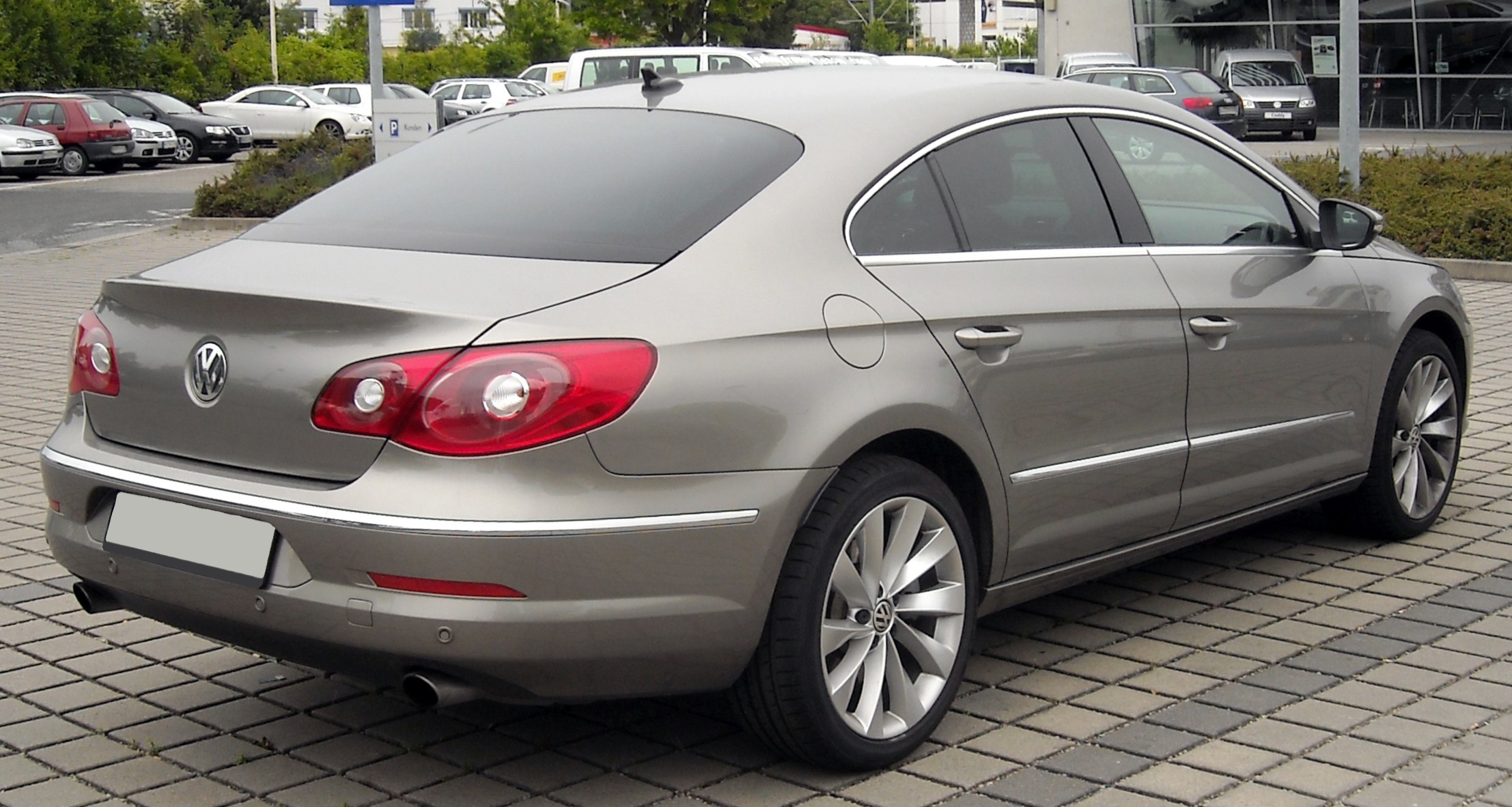 VW_Passat_CC_rear_20090608.jpg