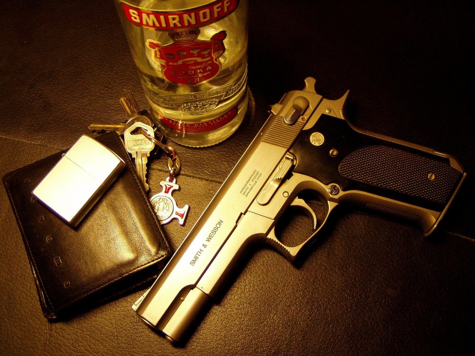 weapon_gun_smirnoff.jpg