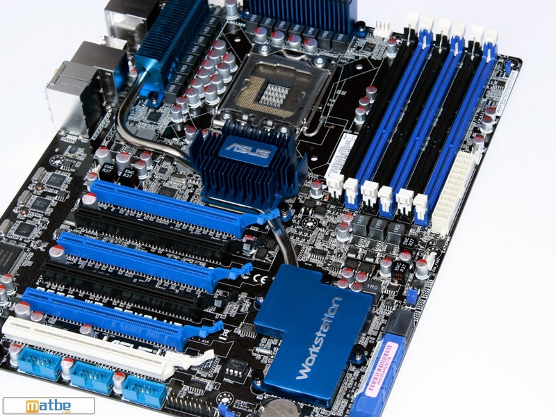 asus_p6t6_ws_revolution_2.jpg