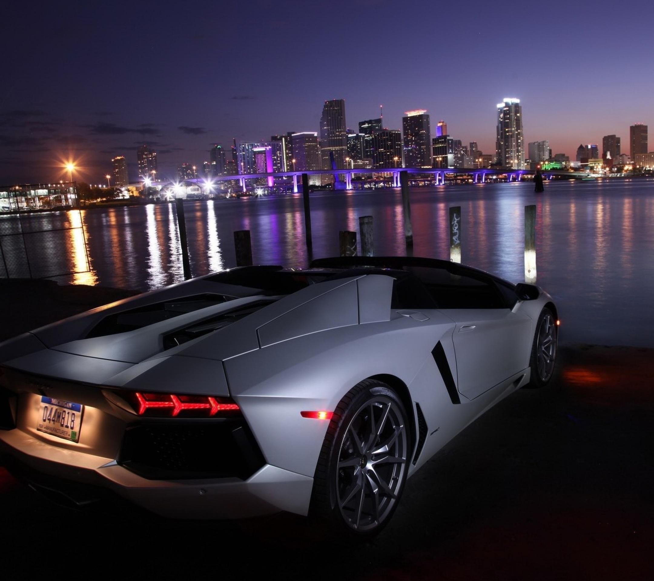 city_light_car.jpg