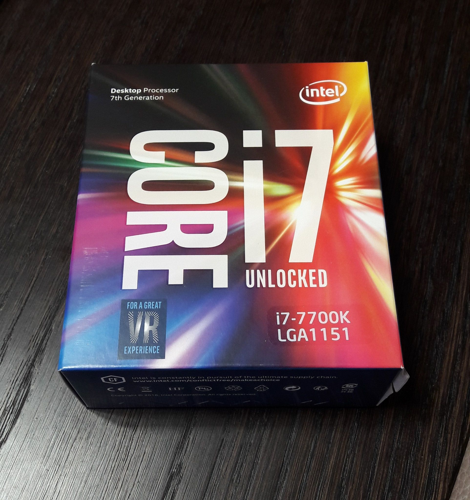 protsessor_intel_core_i7_7700k_lga1151_box_kaby_lake_1489226425_1.jpg
