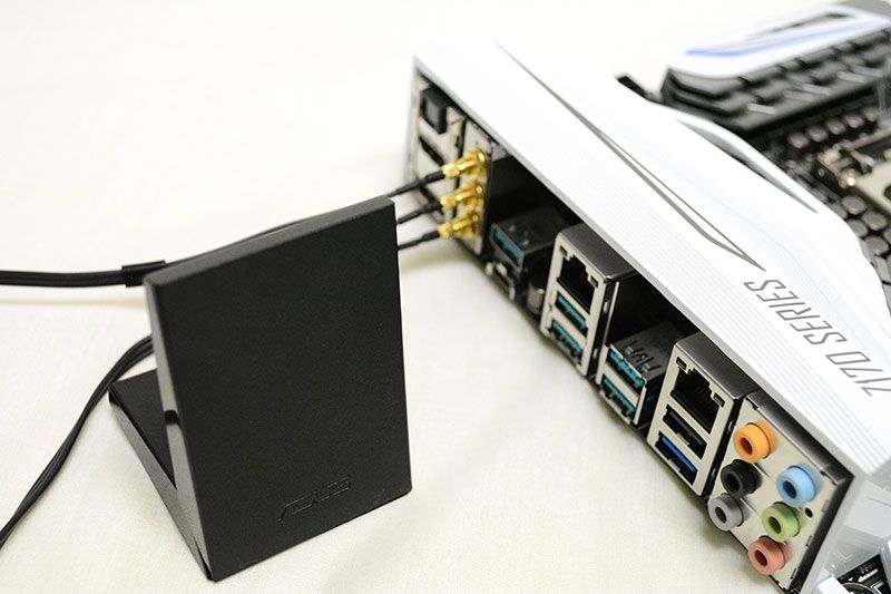 asus_z170_deluxe_wifi.jpg