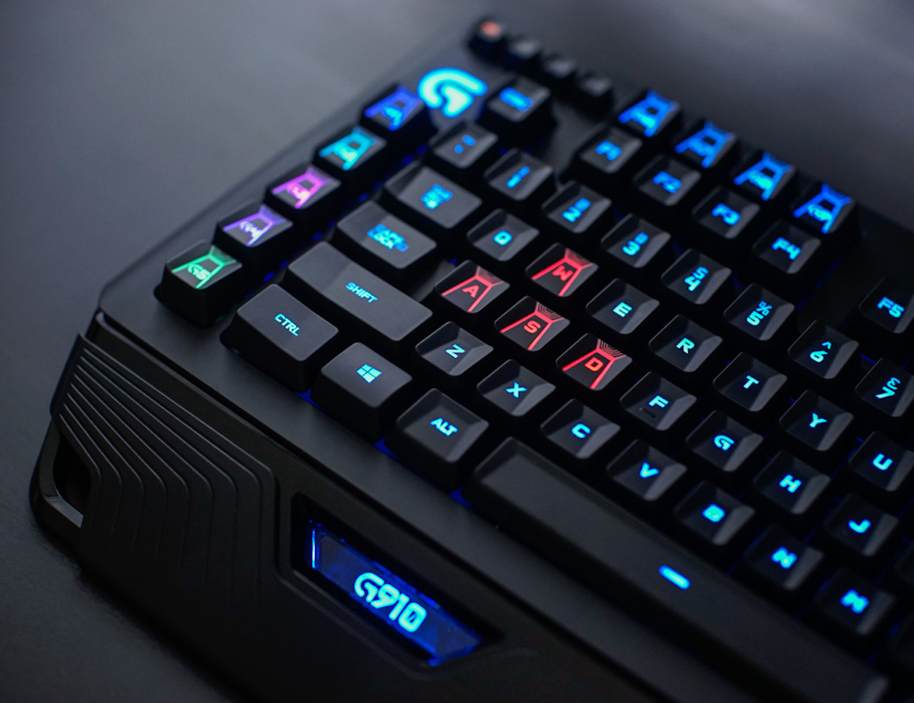 Logitech_Orion_Spark_RGB_Mechanical_Keyboard_01.jpg