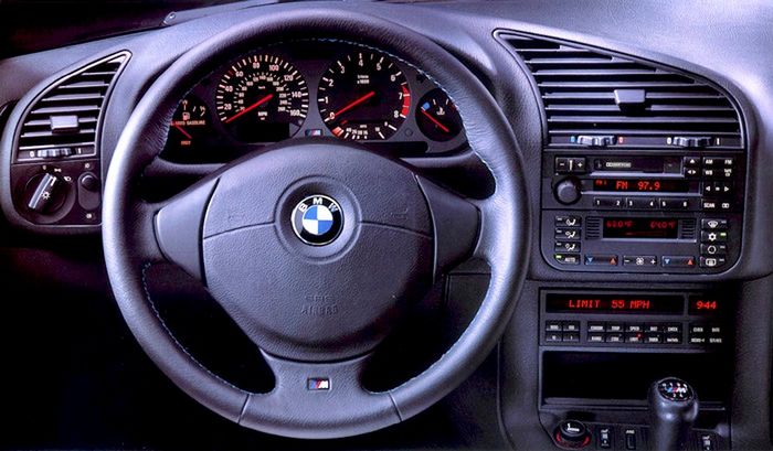 E36_M3_Dash_Late.jpg