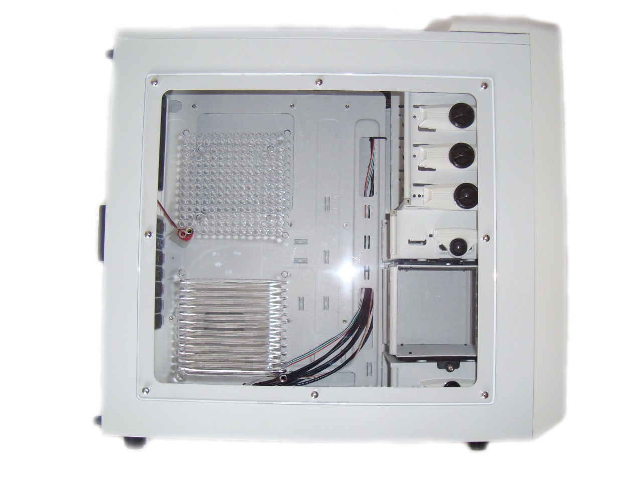 Enermax_Ostrog_wygl__d_2.jpg