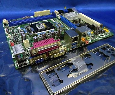 intel_desktop_board_dh61be_motherboard_with_i_o_shield_aae792eaf3570247e16ba1f3de07fadf.jpg