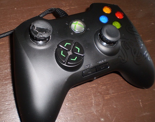 razeronza_joystick1.jpg