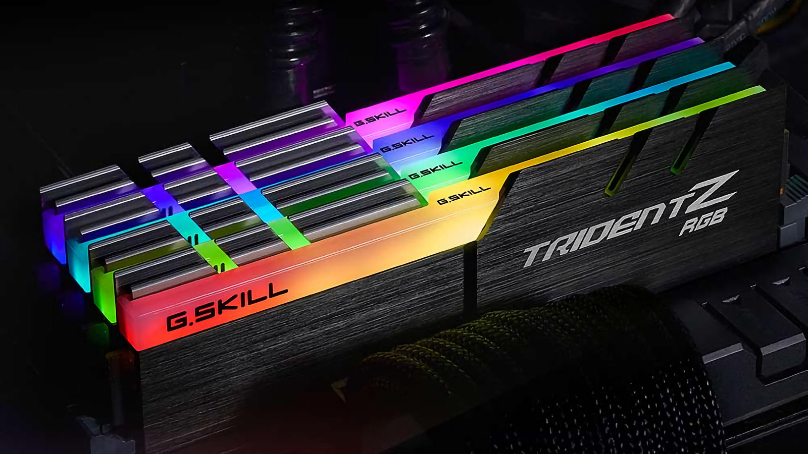G_Skill_pameti_DDR4_moduly_Trident_Z_RGB_4700MHz_1600.jpg