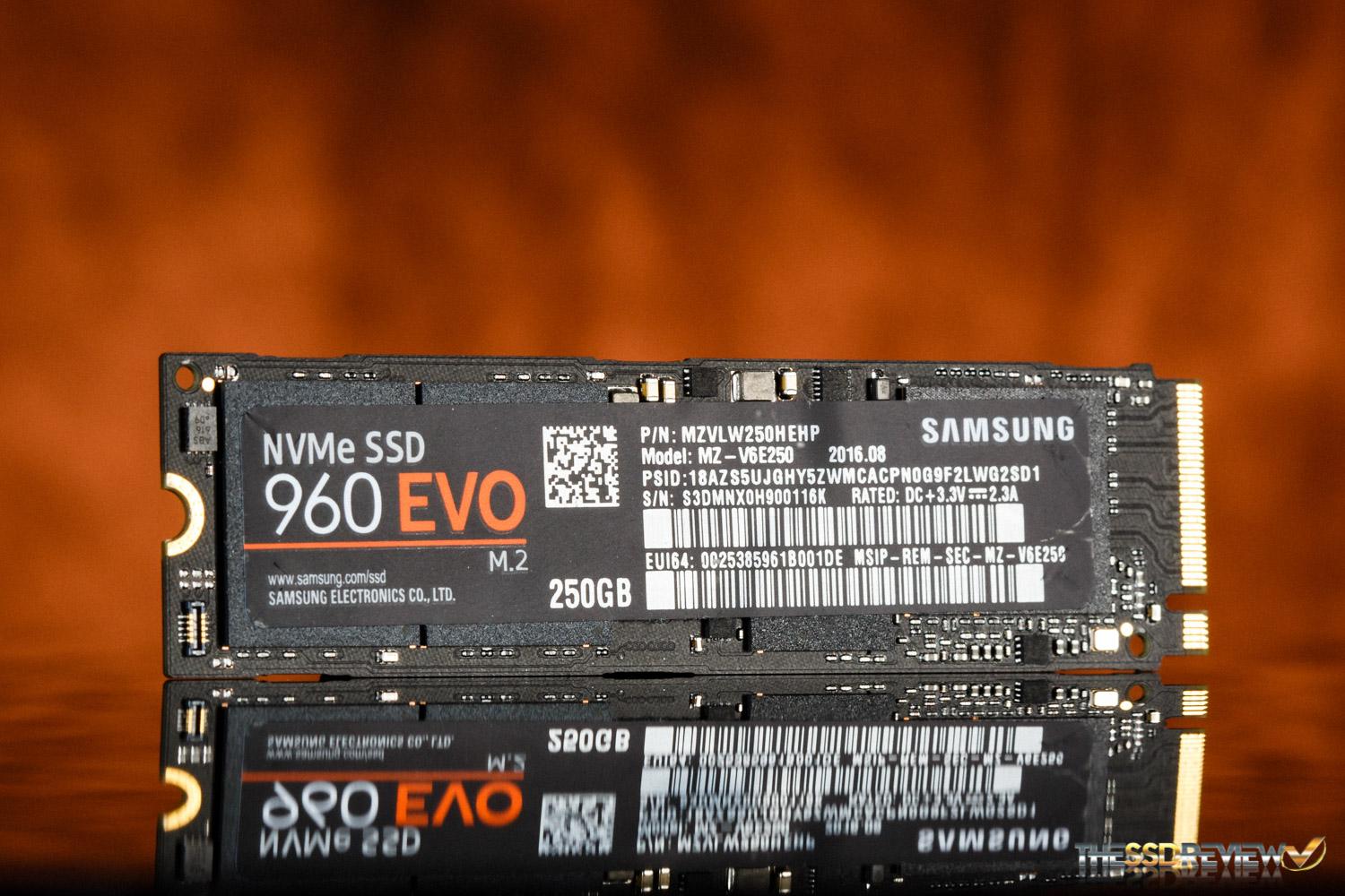 Samsung_960_EVO_Main_2.jpg