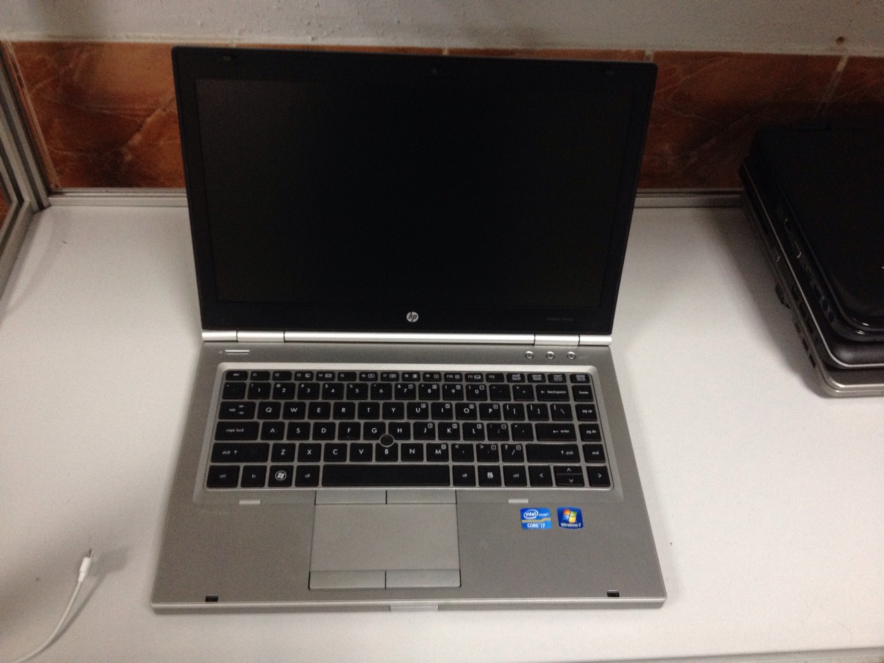 hp_elitebook_8460p_5.jpg