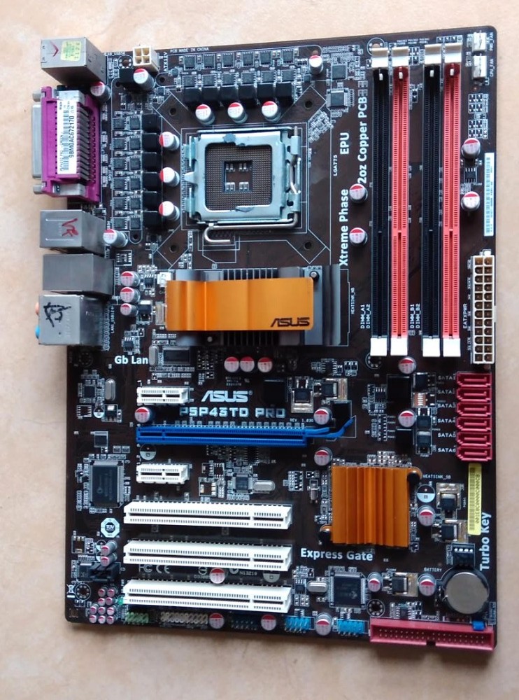 ASUS_p5p43td_Pro_LGA_775_DDR3_16_USB2_0_P43.jpg